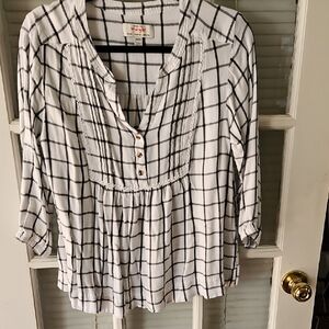 ❤️ Wrangler Black and White Checkered Top. Sz Medium